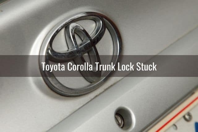 Close up of a Toyota car logo