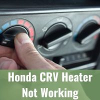Adjusting car heater control knob