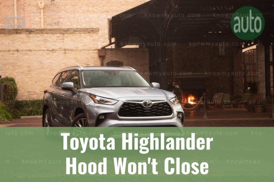 Toyota Highlander parked in front of hotel entrance